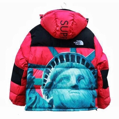 DOUDOUNE THE NORTH FACE X SUPREME - COLLABORATION STREETWEAR LÉGENDAIRE